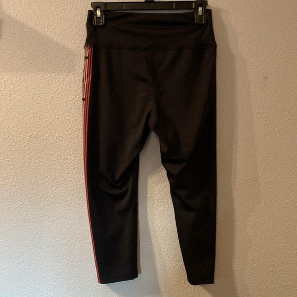 2-piece Bebe Sport racerback workout tank size small leggings size medium - Picture 9 of 9